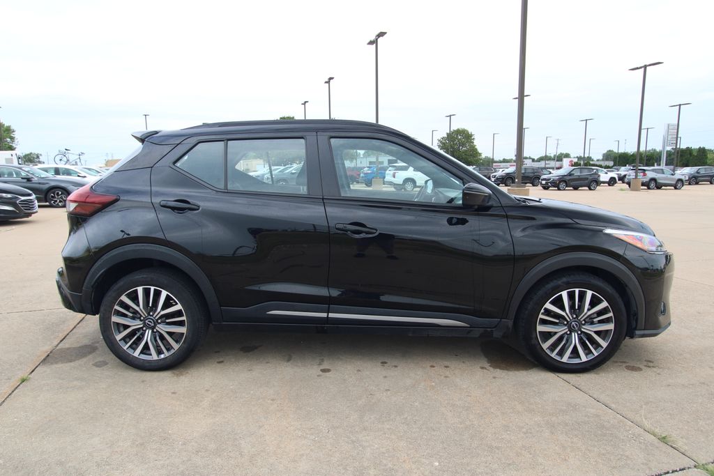Used 2024 Nissan Kicks SUV
