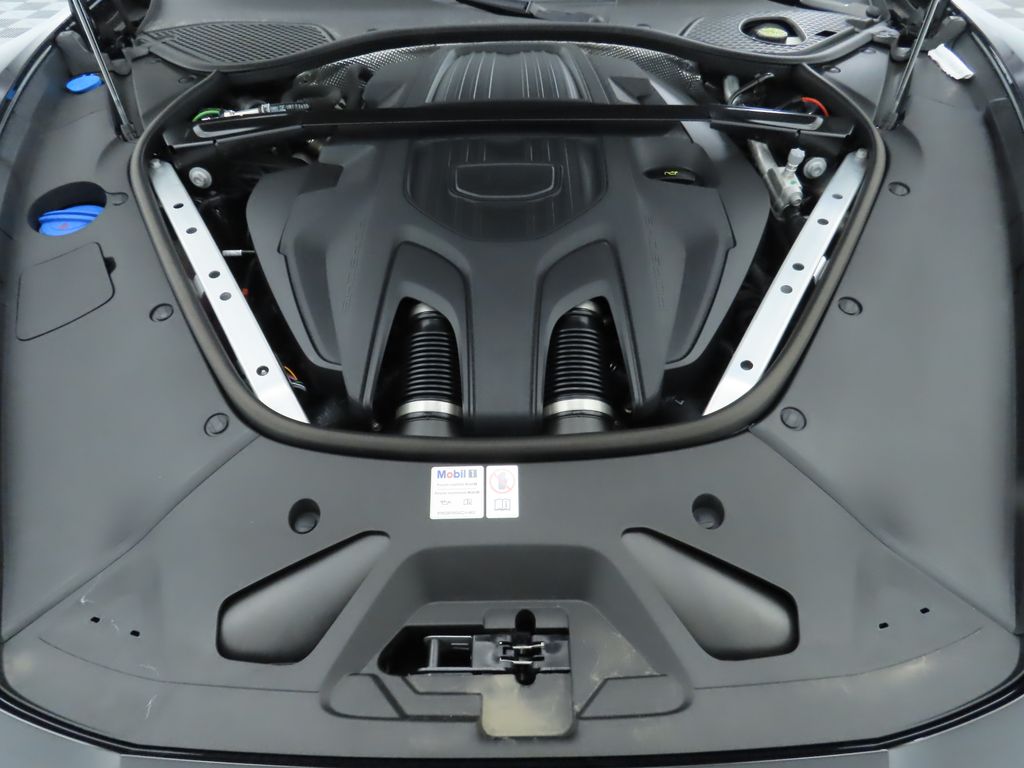 Thumbnail: 2024 Porsche Panamera - 32