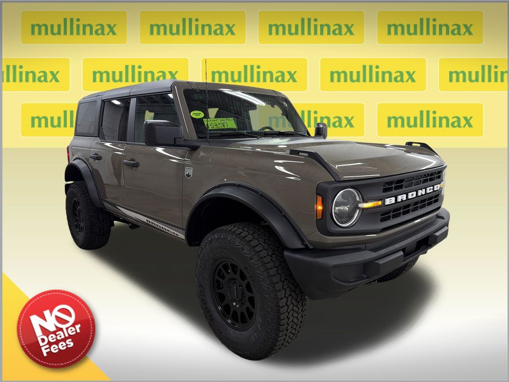 2026 Ford Bronco Big Bend Custom Garage