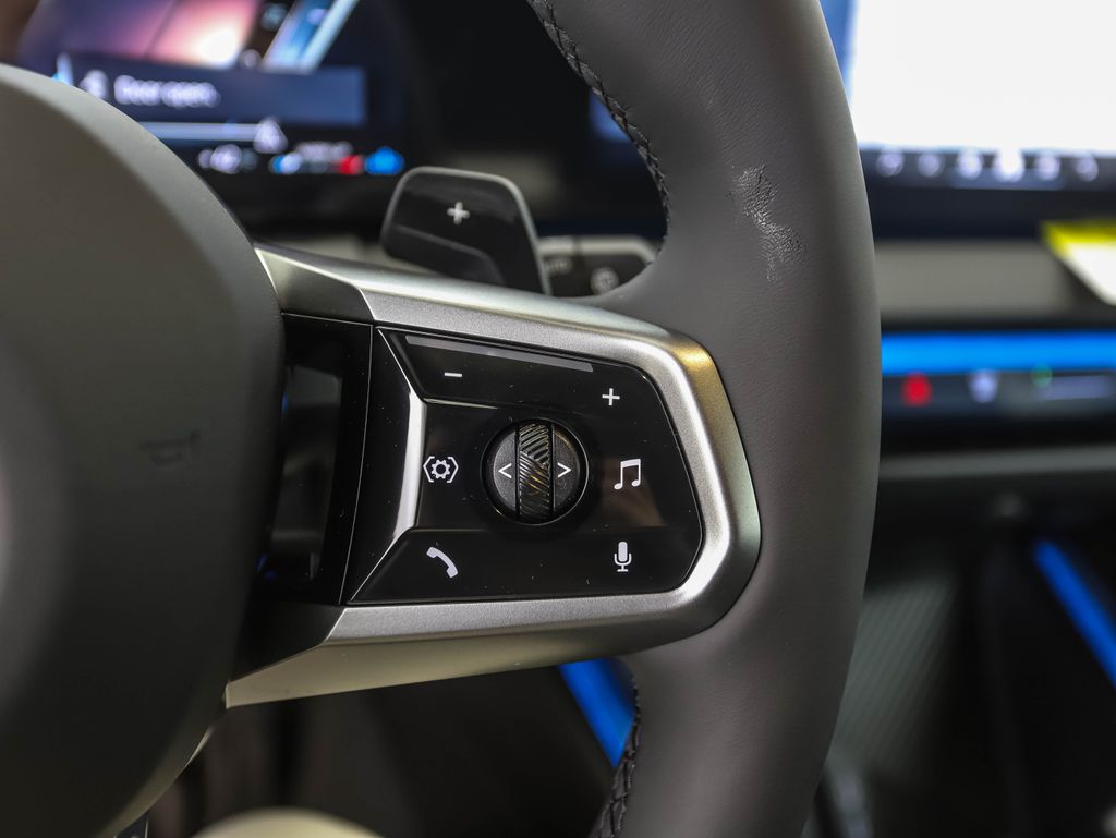 Thumbnail: 2026 BMW X3 - 14