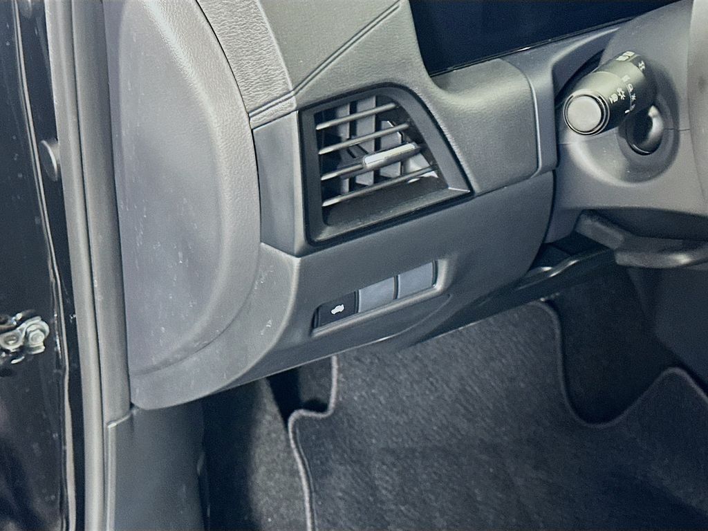 Thumbnail: 2026 Nissan Sentra - 10