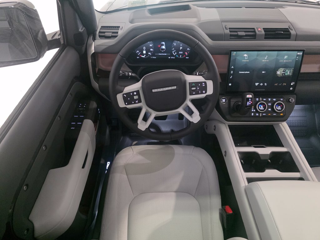 New 2026 Gray Land Rover X-Dynamic SE image 18