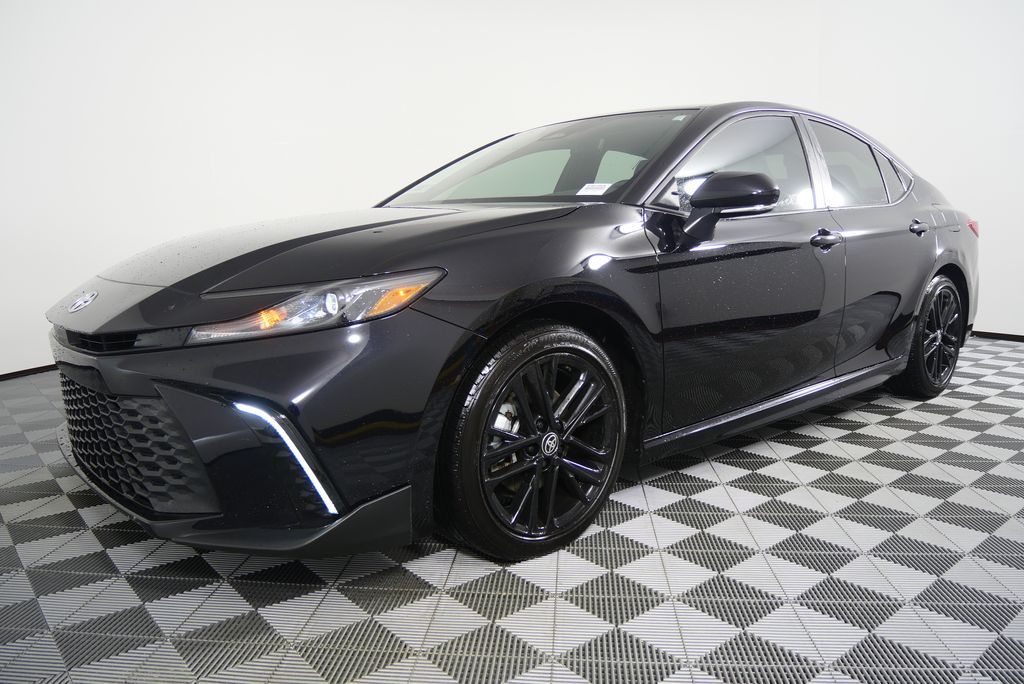 Thumbnail: 2025 Toyota Camry - 8