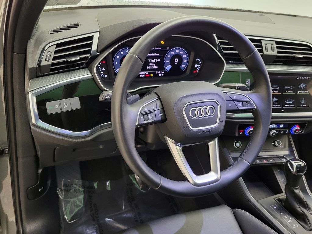 Thumbnail: 2023 Audi Q3 - 25