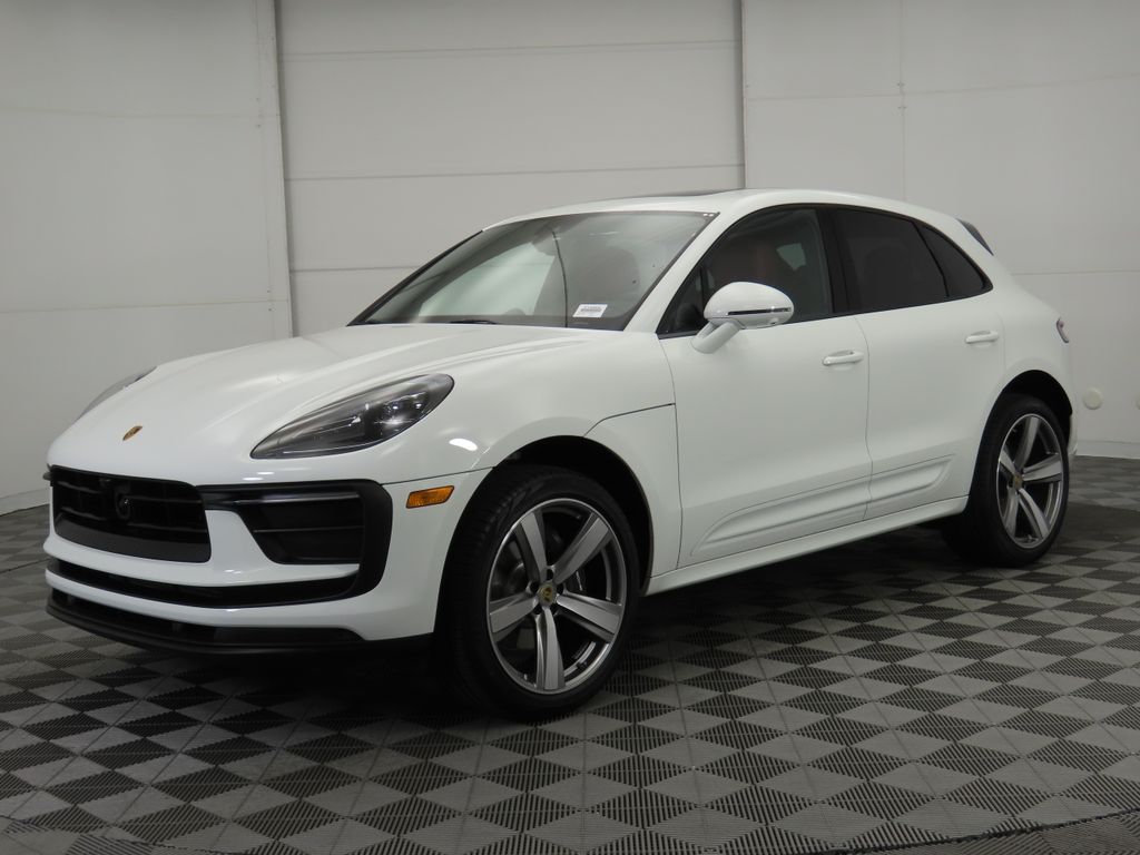 2024 Porsche Macan  -
                Phoenix, AZ