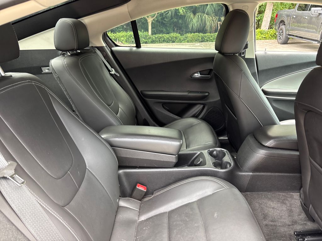 Used 2014 Black Chevrolet Base image 29