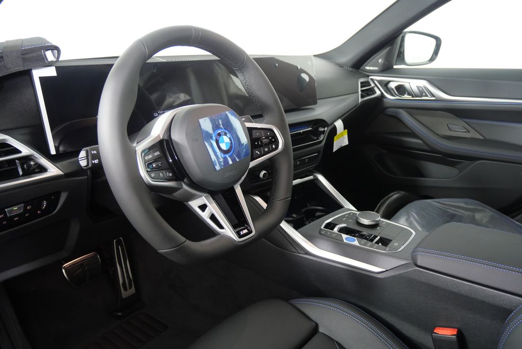 2025 BMW i4 eDrive40 26