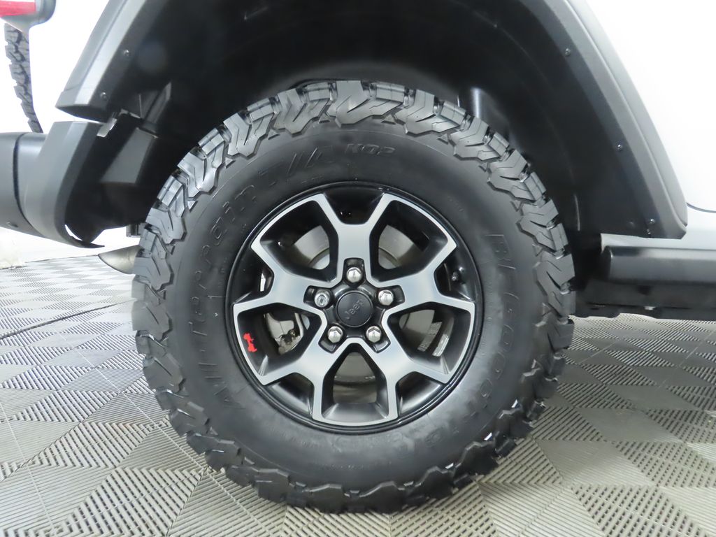 Thumbnail: 2018 Jeep Wrangler - 32