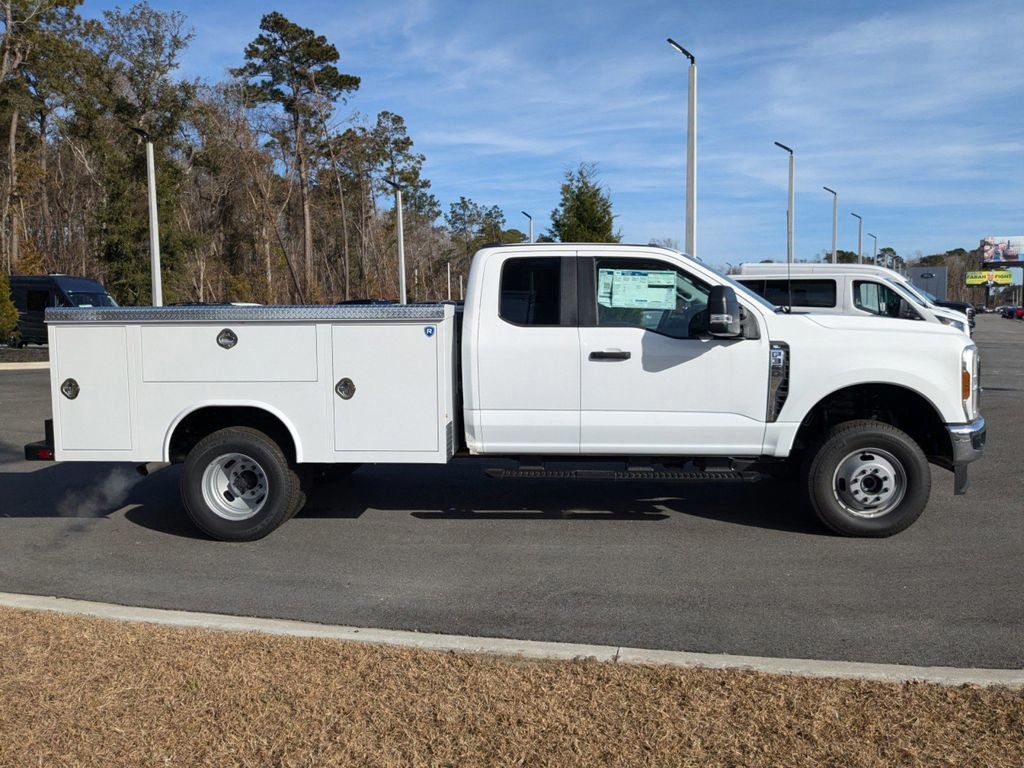 2024 Ford F-350 Super Duty XL