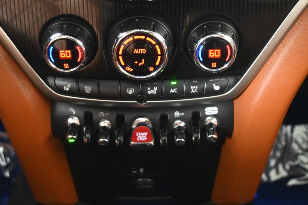 Thumbnail: 2023 MINI Cooper Countryman - 22