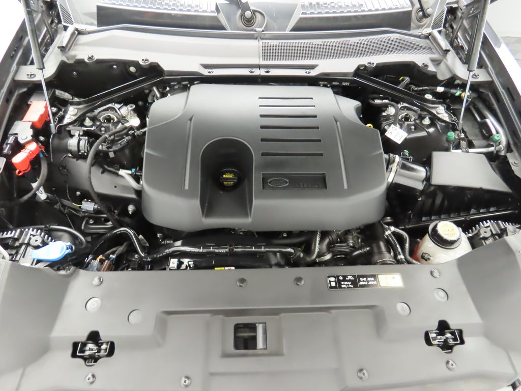 Thumbnail: 2024 Land Rover Defender - 28