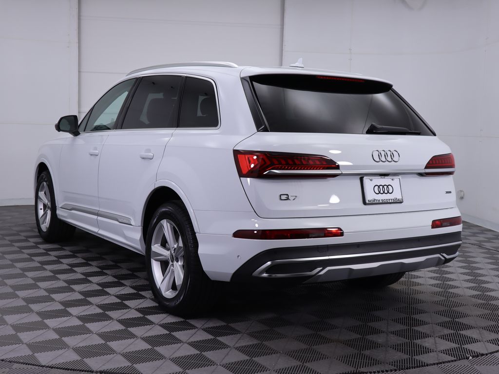 2024 Audi Q7 Premium Plus 8