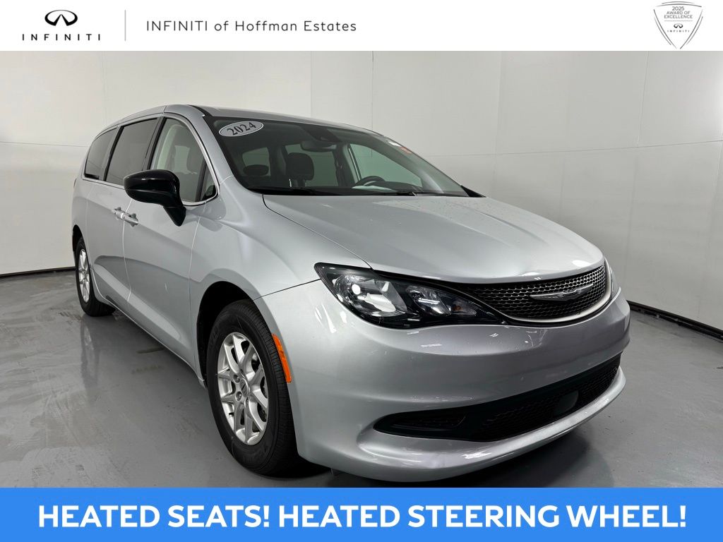 Silver Mist Clearcoat 2024 Chrysler Voyager LX FWD Minivan Front-Wheel Drive 9-Speed Automatic