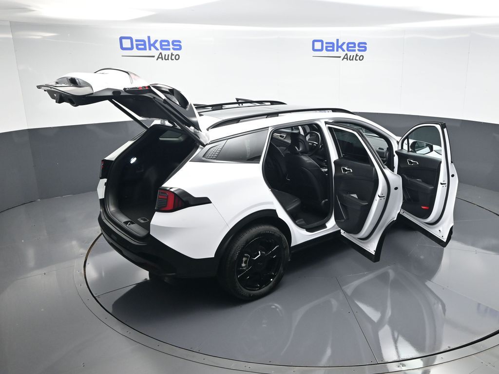 2026 Glacial White Pearl Kia Sportage X-Line AWD SUV