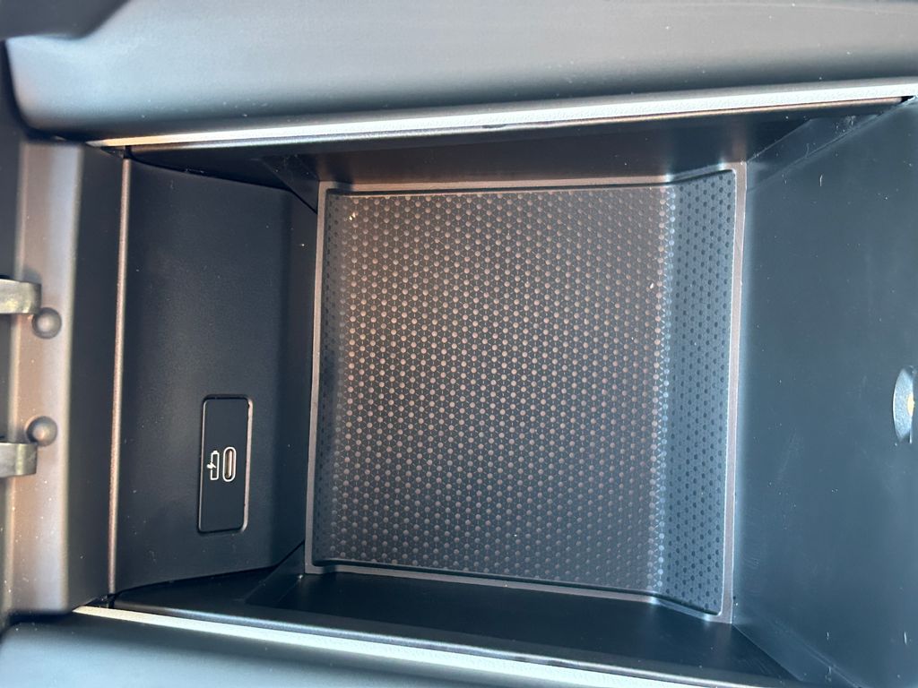 Thumbnail: 2025 BMW X5 - 29