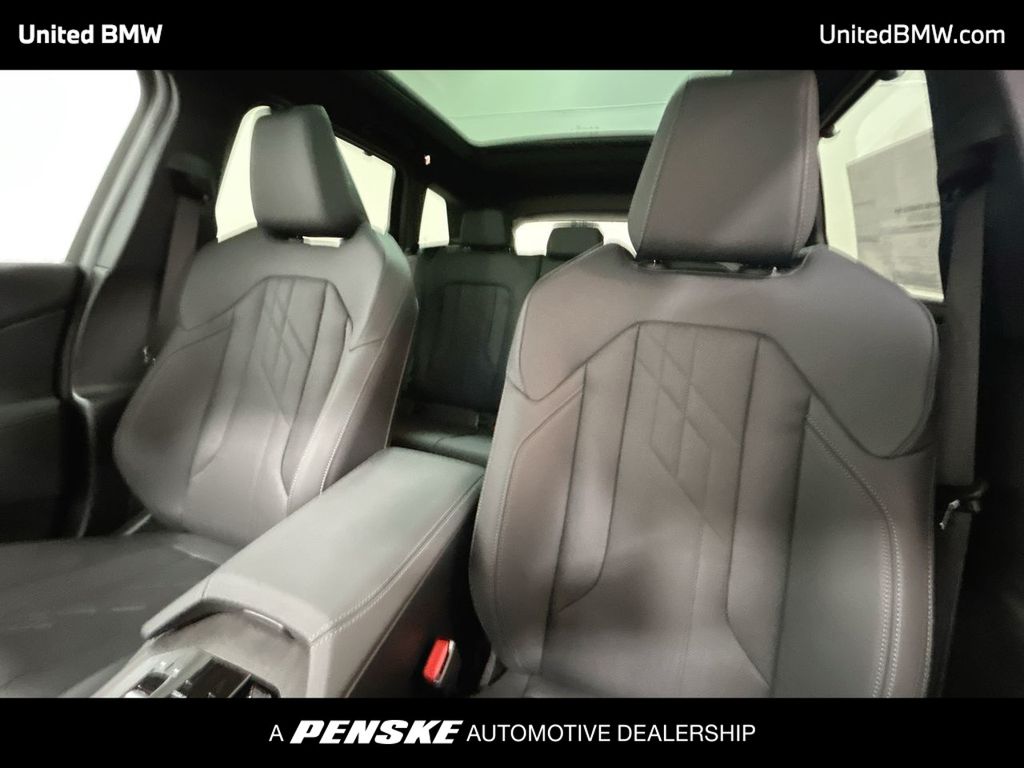 Thumbnail: 2026 BMW X3 - 13