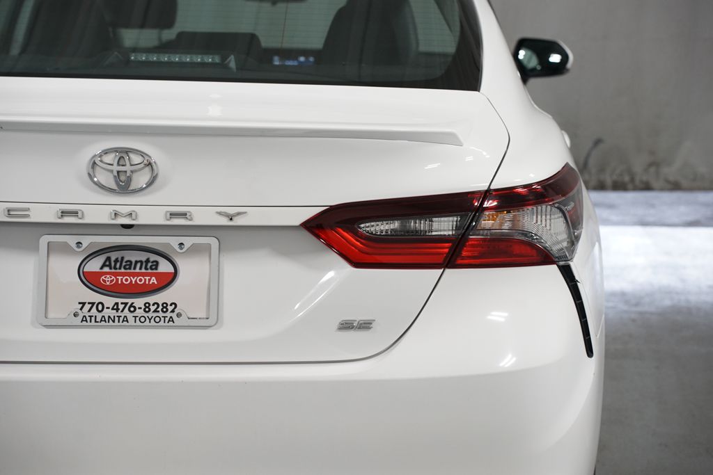 Thumbnail: 2024 Toyota Camry - 10