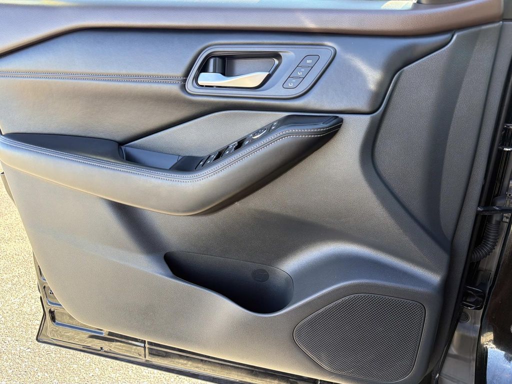 Used 2023 Nissan Rogue SL 4D Sport Utility