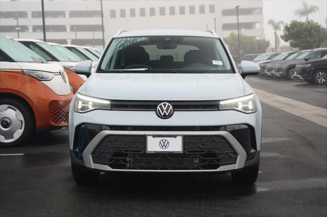 Thumbnail: 2026 Volkswagen Taos - 5