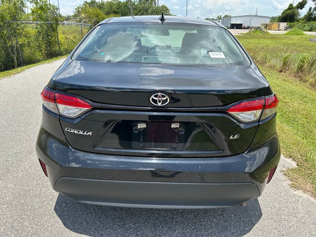 Thumbnail: 2023 Toyota Corolla - 4