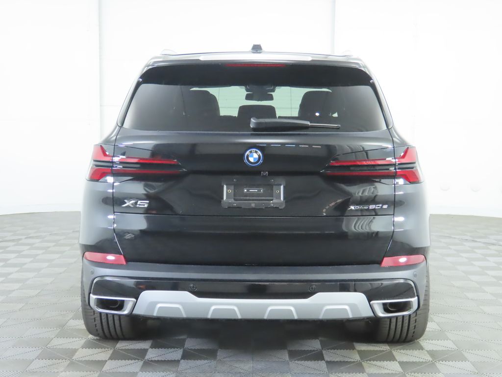 Thumbnail: 2026 BMW X5 - 6