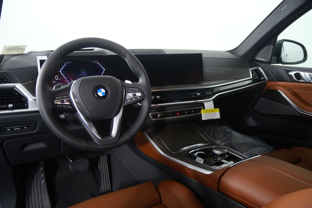 Thumbnail: 2026 BMW X5 - 17