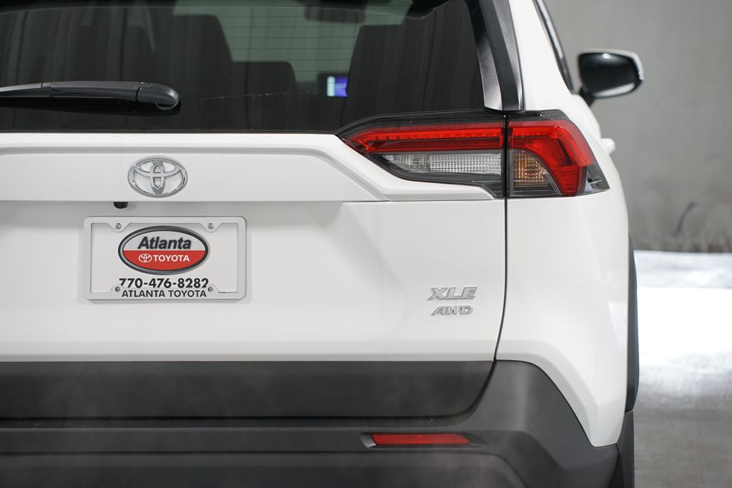 Thumbnail: 2025 Toyota RAV4 - 10