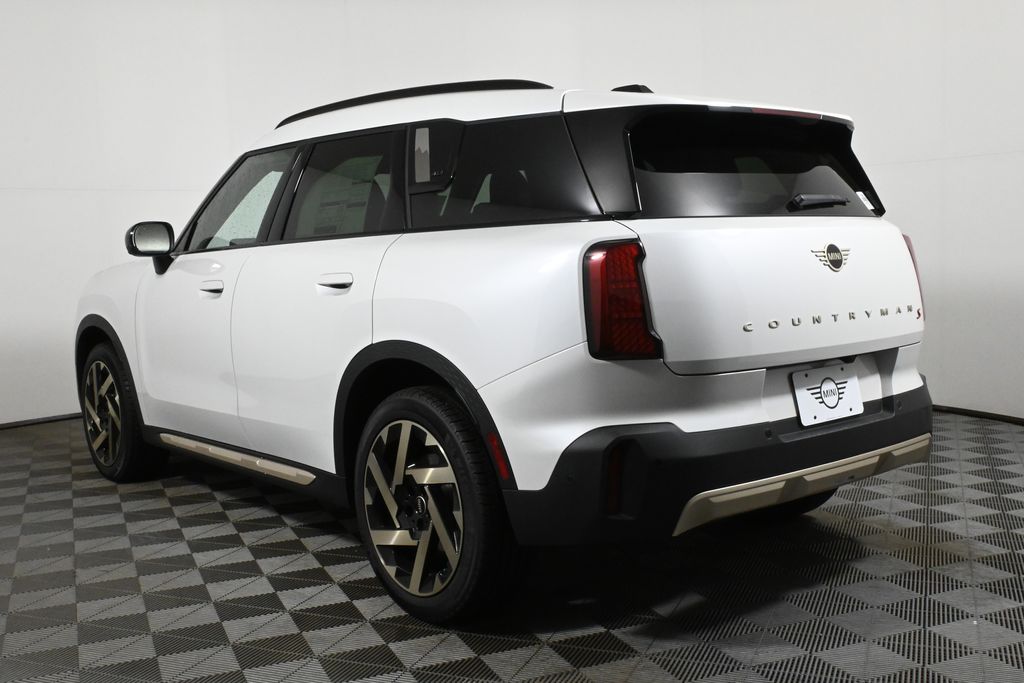 2025 MINI Cooper Countryman Base 5