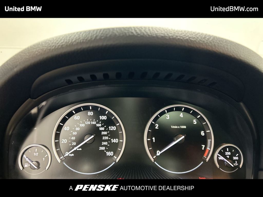 Thumbnail: 2014 BMW 5 Series - 15