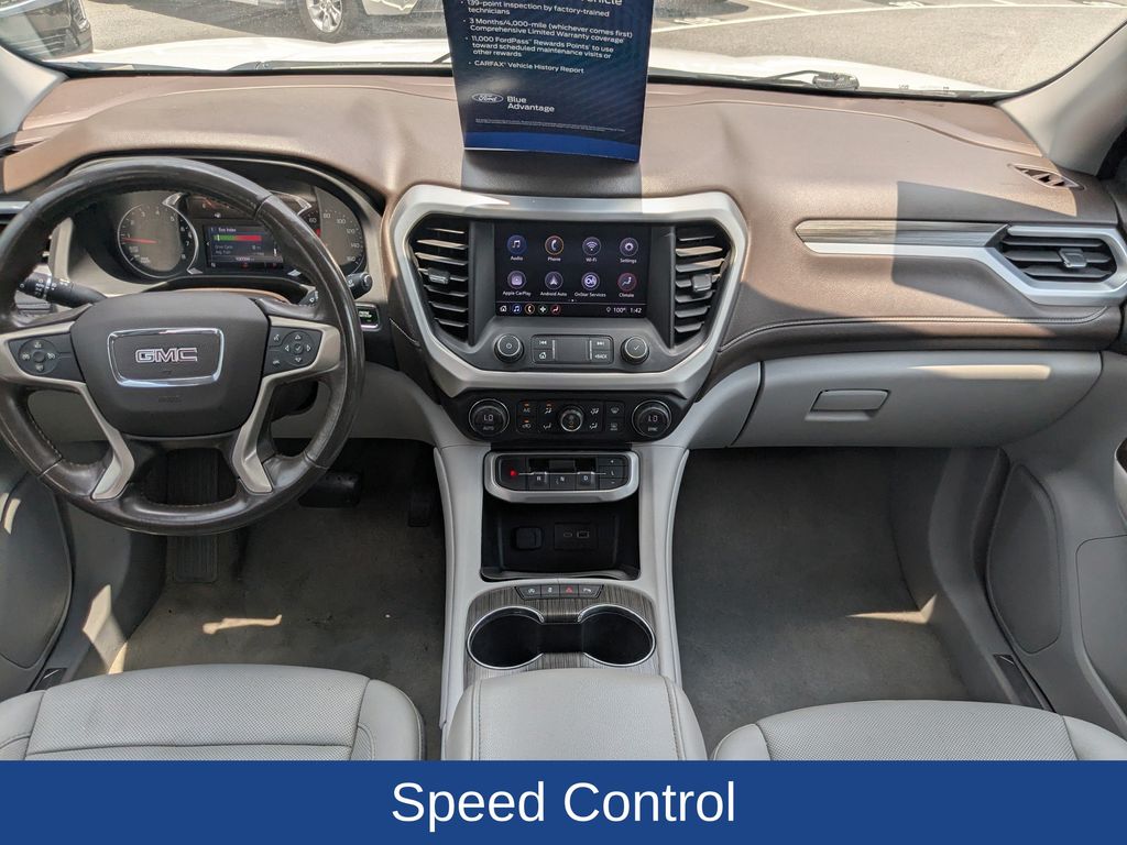 2020 GMC Acadia SLT