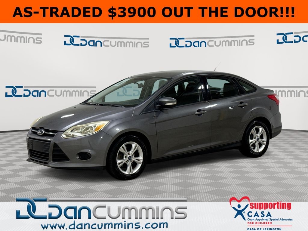 Sterling Gray Metallic 2013 Ford Focus SE Sedan Front-Wheel Drive 6-Speed Automatic
