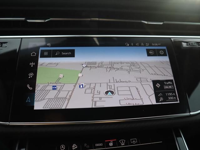 Thumbnail: 2026 Audi RS Q8 - 17