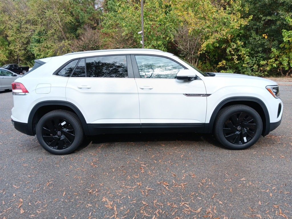 2025 Volkswagen Atlas Cross Sport 2.0T SE w/Technology 6