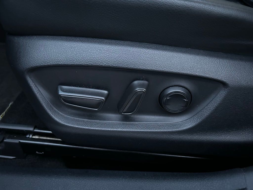 Thumbnail: 2024 Toyota Camry - 16