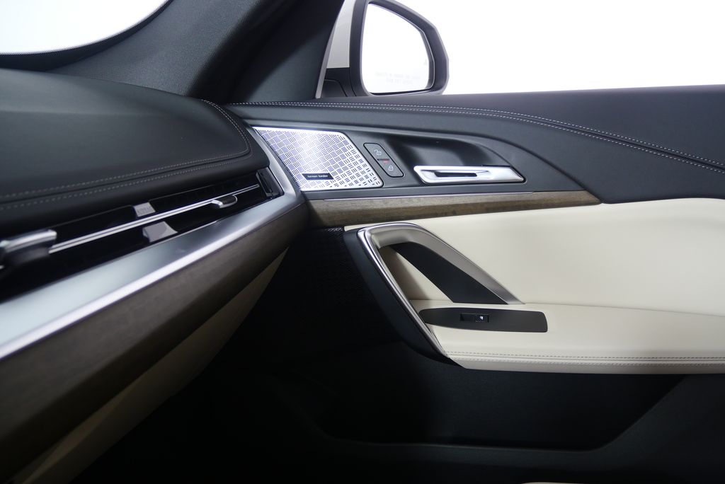 Thumbnail: 2025 BMW X1 - 24