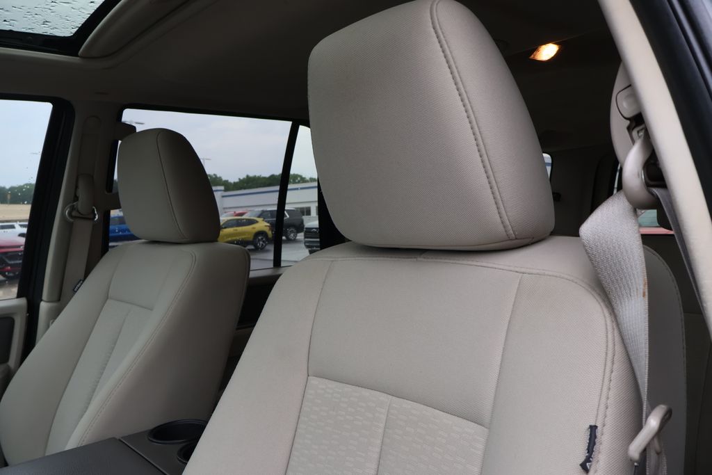2012 Ford Expedition EL XLT 14
