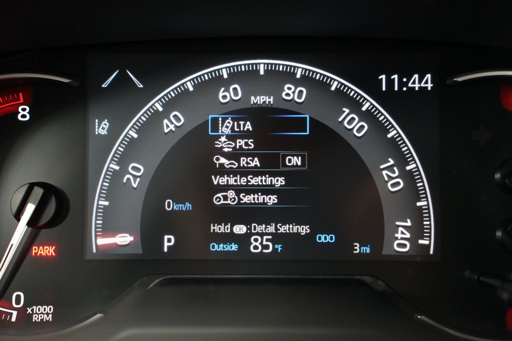 2025 Toyota RAV4 LE 16