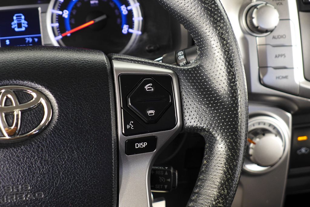 Thumbnail: 2015 Toyota 4Runner - 27