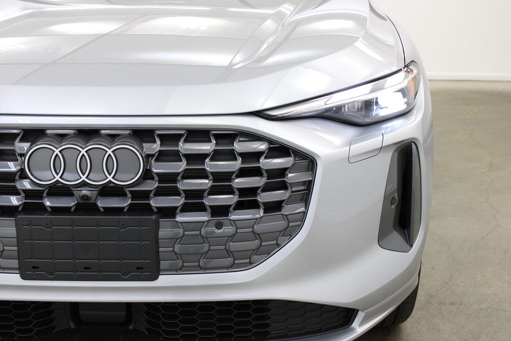 new 2025 Audi Q5 car, priced at $49,867