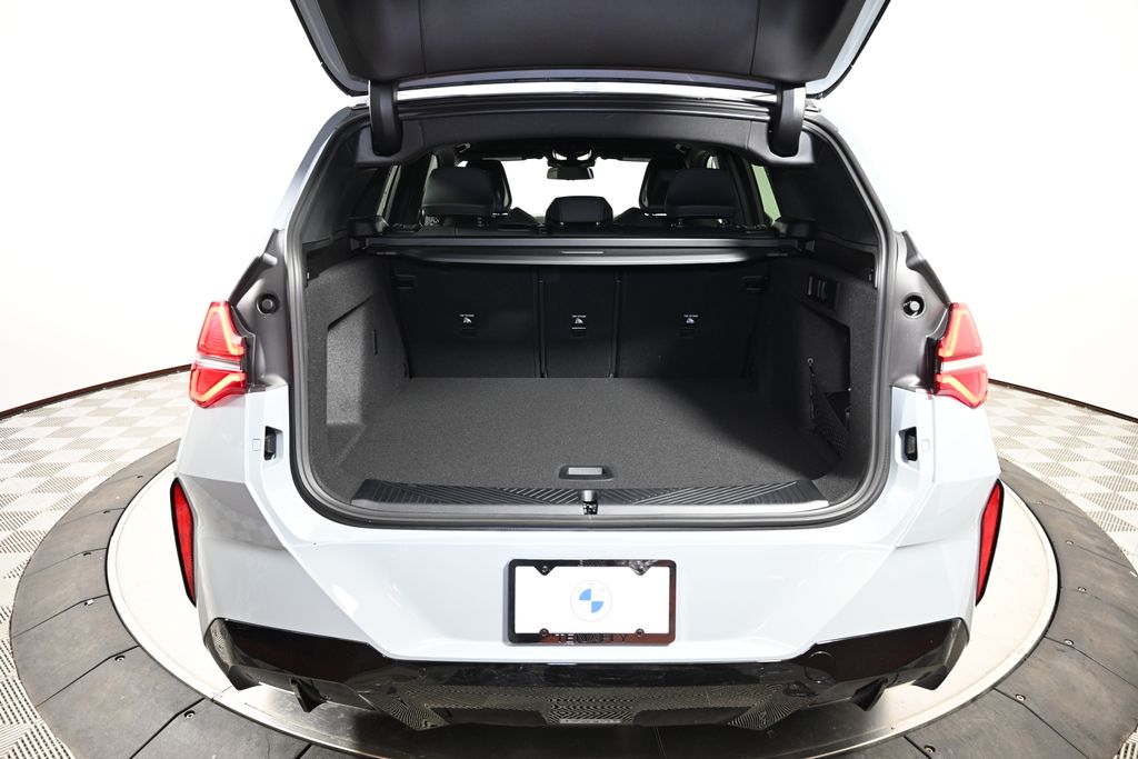 Thumbnail: 2026 BMW X3 - 10