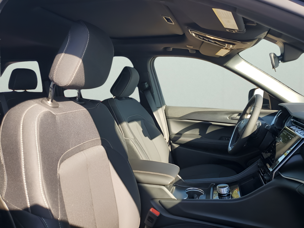 New Car 2025 Jeep Grand Cherokee  For Sale Under $40,000 In Austin, Texas