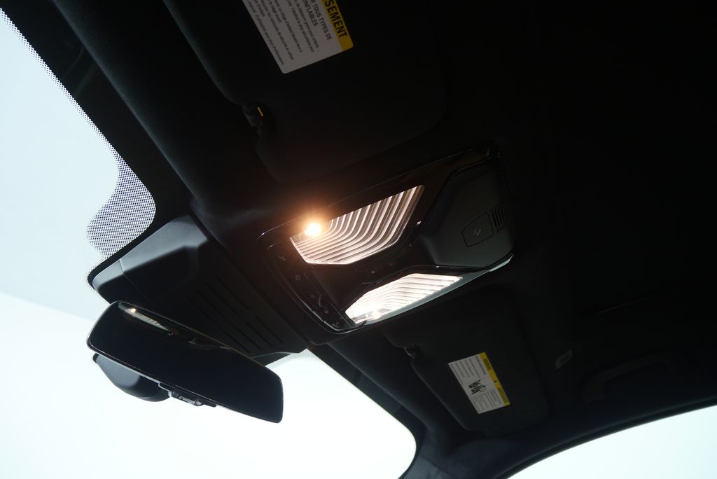 Thumbnail: 2026 BMW X7 - 22