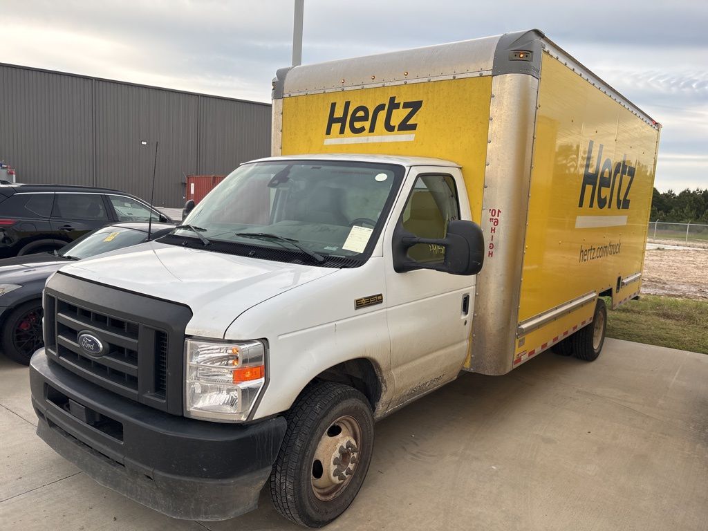 Oxford White 2024 Ford E-Series Chassis E-350 SD Cutaway SB RWD Pickup Truck Rear-Wheel Drive 6-Speed Automatic Overdrive