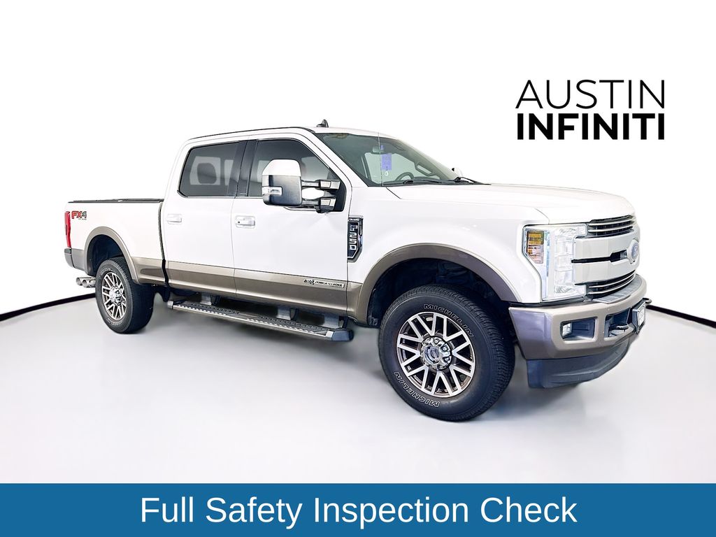 White Platinum Metallic Tri-Coat 2019 Ford F-250 Super Duty Pickup Truck Four-Wheel Drive 6-Speed Automatic