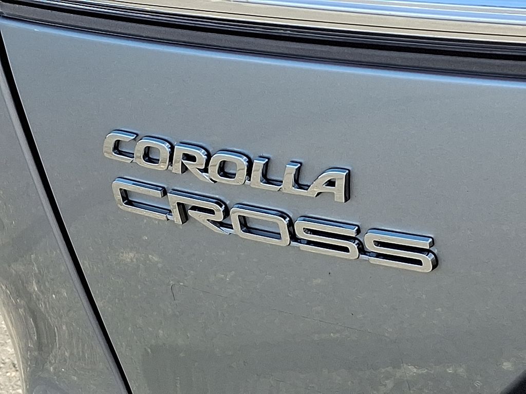 Thumbnail: 2023 Toyota Corolla Cross - 30