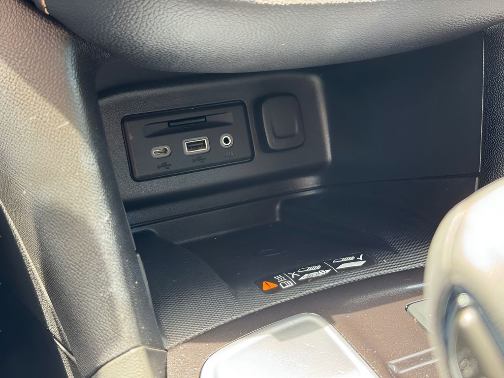 Used Car 2023 Chevrolet Equinox  Premier For Sale Under $25,000 In Austin, Texas