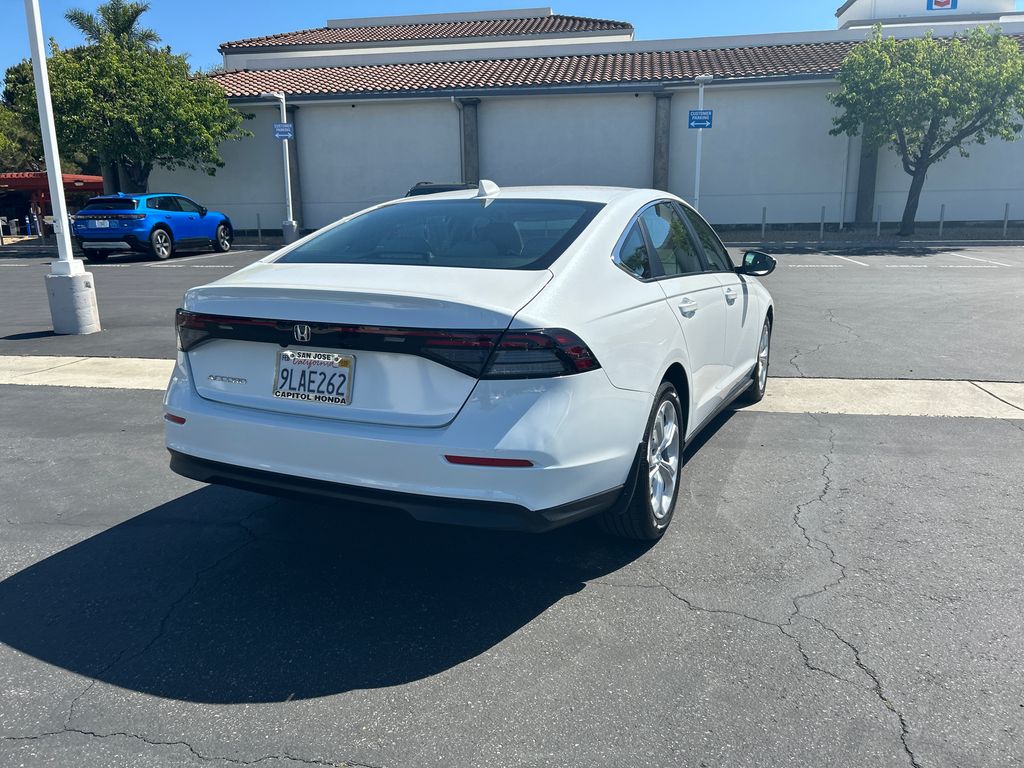 2024 Honda Accord LX 6