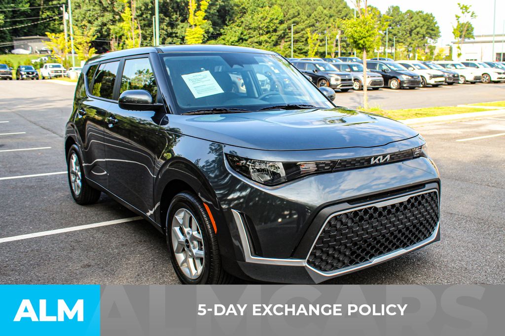 Used 2025 Gray Kia LX image 3