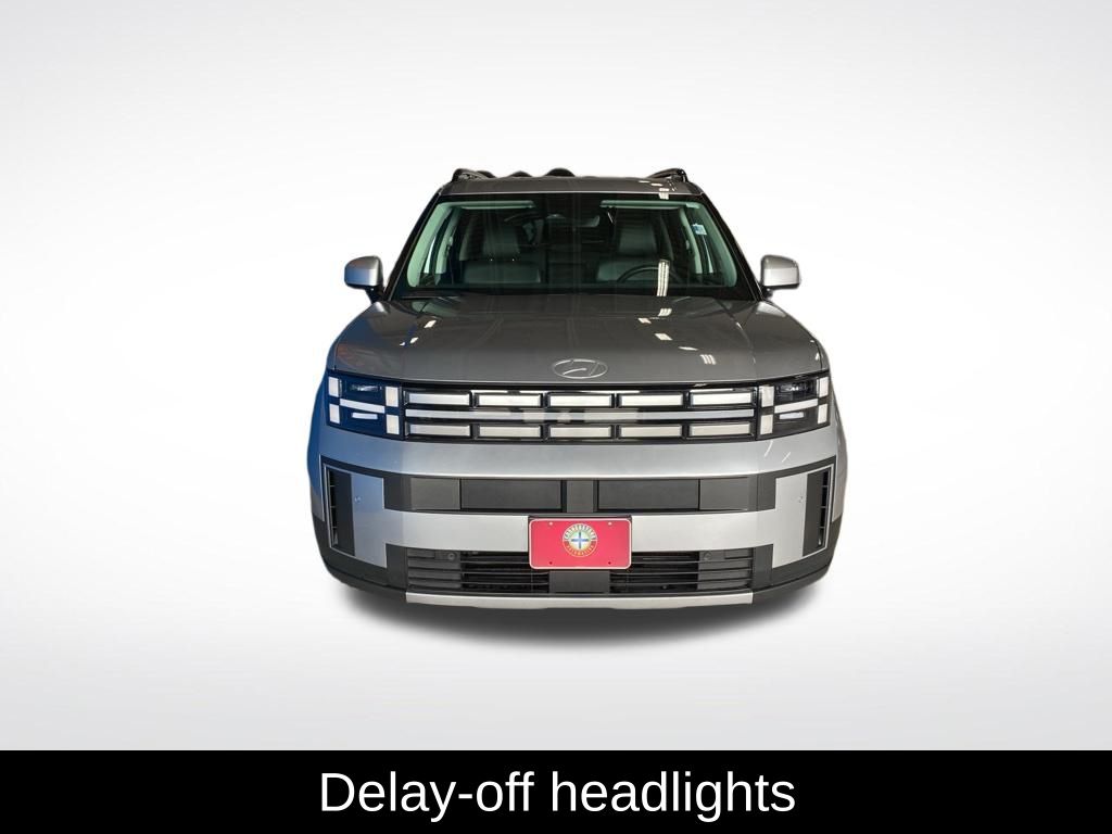 Used 2025 Silver Hyundai SEL image 14