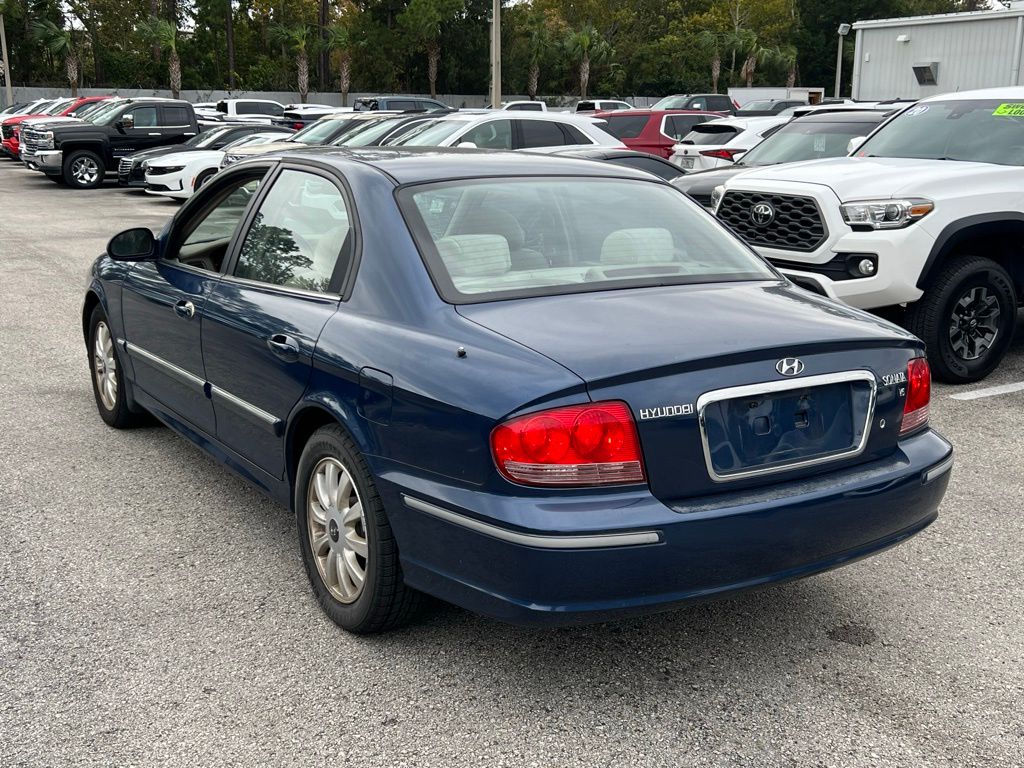 2004 Hyundai Sonata GLS 4